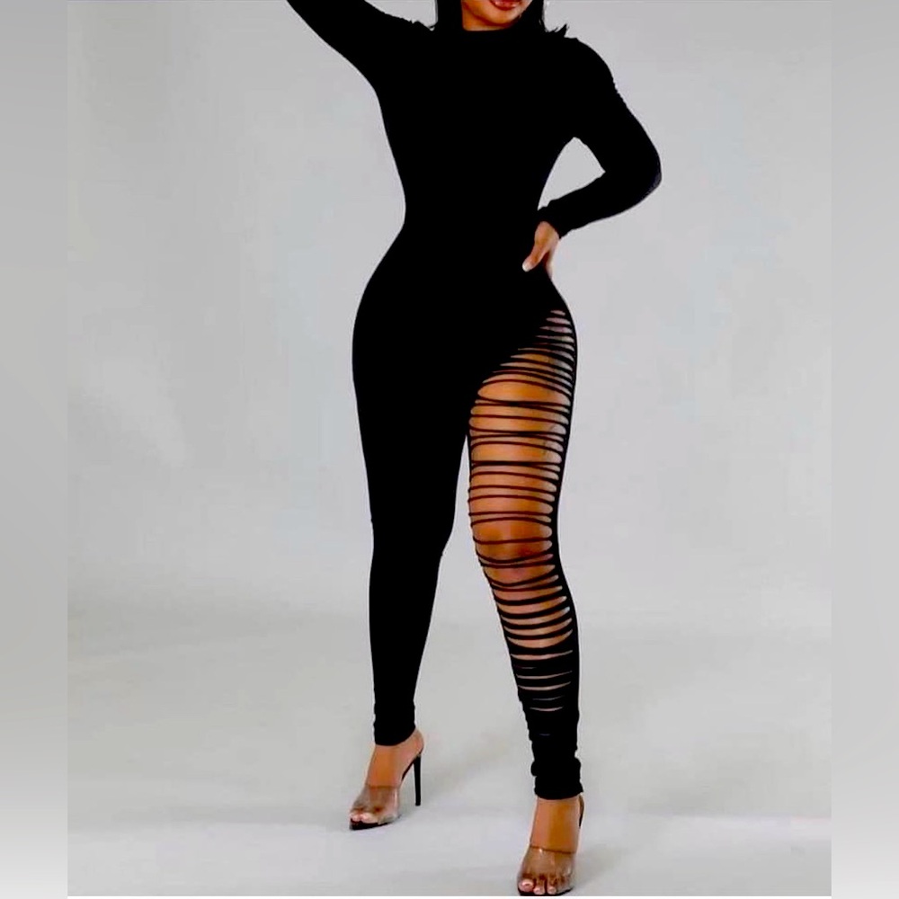 BRAND NEW CUTOUT JUMPSUIT